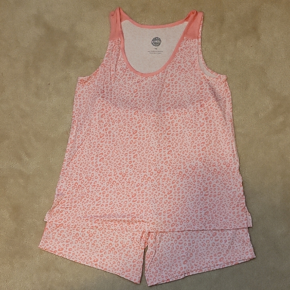 🤑⬇️Tommy Bahama Coral Leopard Print Pajama Set NWOT